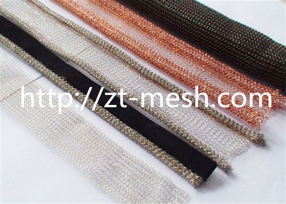 Corrosion Resistance Fabricated Wire Knitted Mesh Smooth Surface For Superior Performance