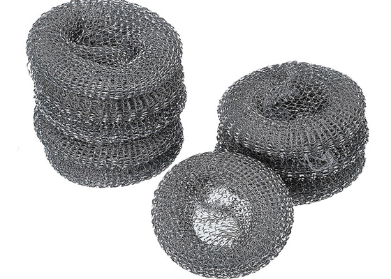 Galvanized Stainless Steel Mesh Scourer 10g 15g Round Shape Strong Cleaning Capacity