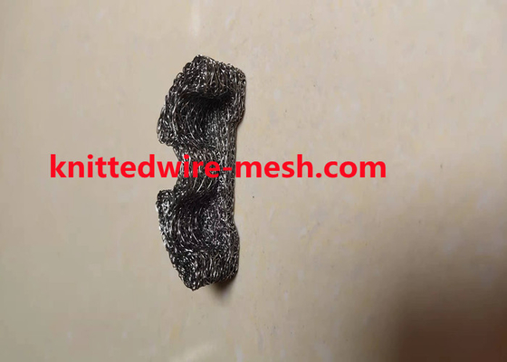 Round Hole Shape Knitted Wire Mesh Filter In White For Effective Filtration