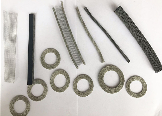 Wire Diameter 0.08 - 0.5 Mm Compressed Knitted Wire Mesh For Kinds Filtration Industry