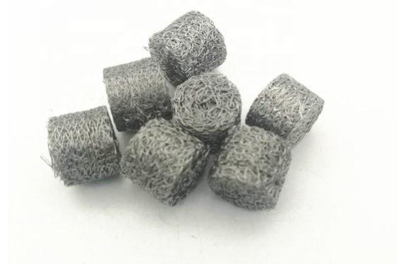 Flexible 20*60mm Compressed Knitted Wire Mesh Providing Excellent Filtration and Structural Stability in Industrial Applications